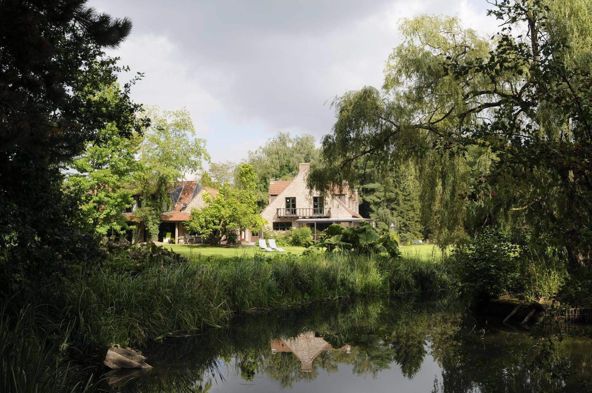 'T Vijverhof Viane Экстерьер фото